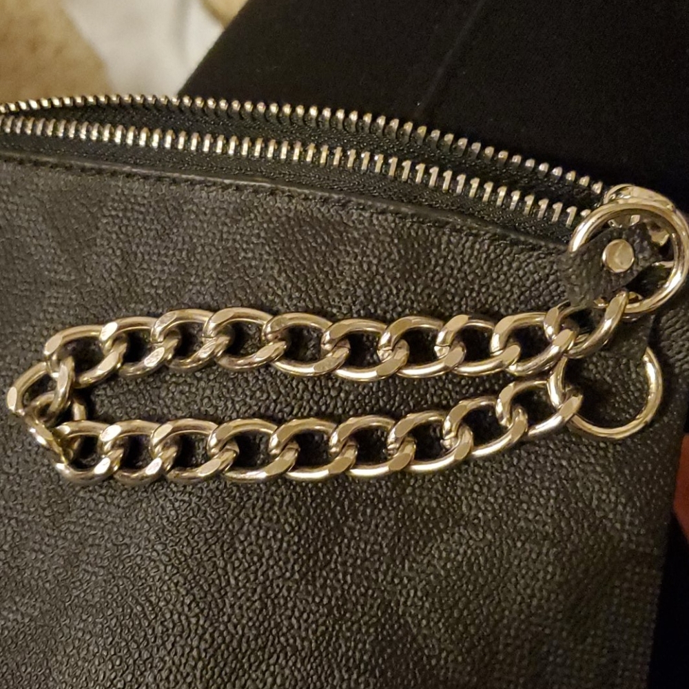 MK Pouch - Picture 7 of 7